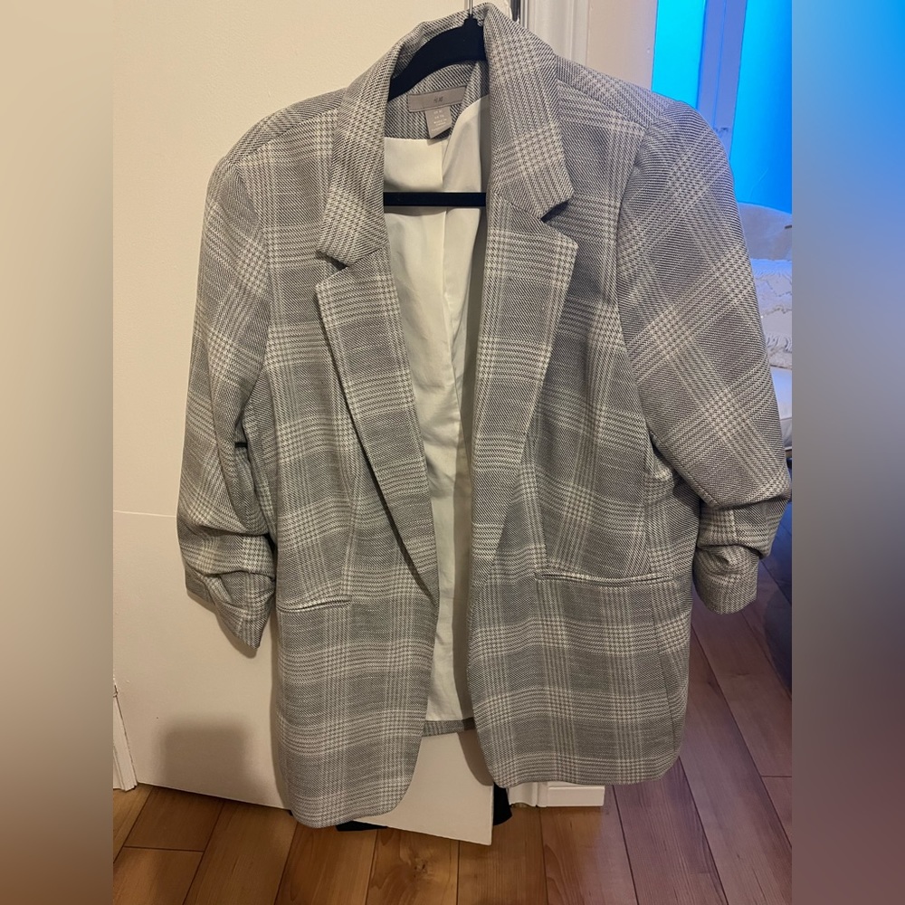 XL H&M Light Gray Checkered Blazer